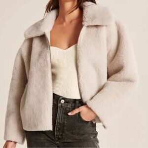 Abercrombie & Fitch Women’s Faux Shearling Trucker Jacket